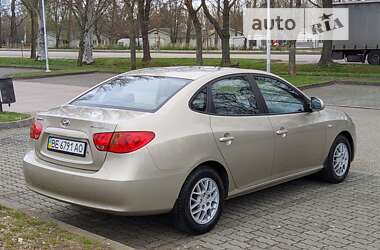 Седан Hyundai Elantra 2008 в Одессе