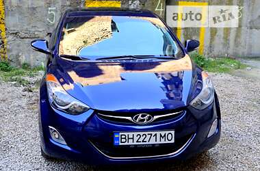 Седан Hyundai Elantra 2011 в Вилково