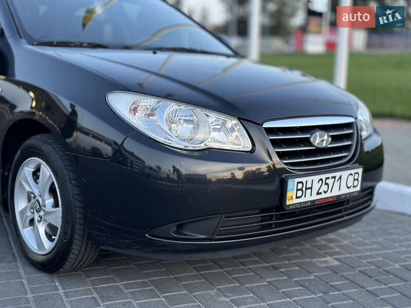Седан Hyundai Elantra 2008 в Одесі