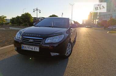 Седан Hyundai Elantra 2008 в Умані