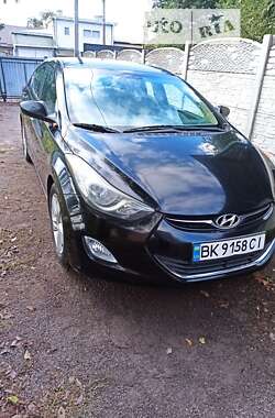 Седан Hyundai Elantra 2013 в Рівному