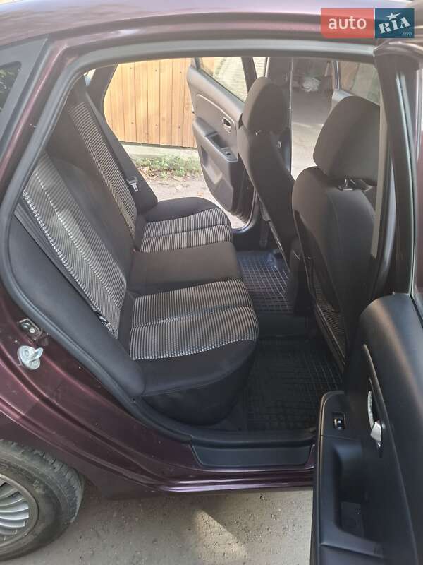 Седан Hyundai Elantra 2010 в Одессе