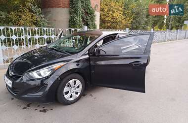 Седан Hyundai Elantra 2015 в Кременчуге