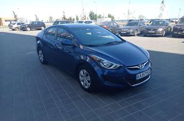 Седан Hyundai Elantra 2015 в Черкасах