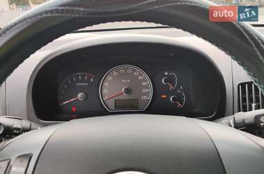 Седан Hyundai Elantra 2008 в 