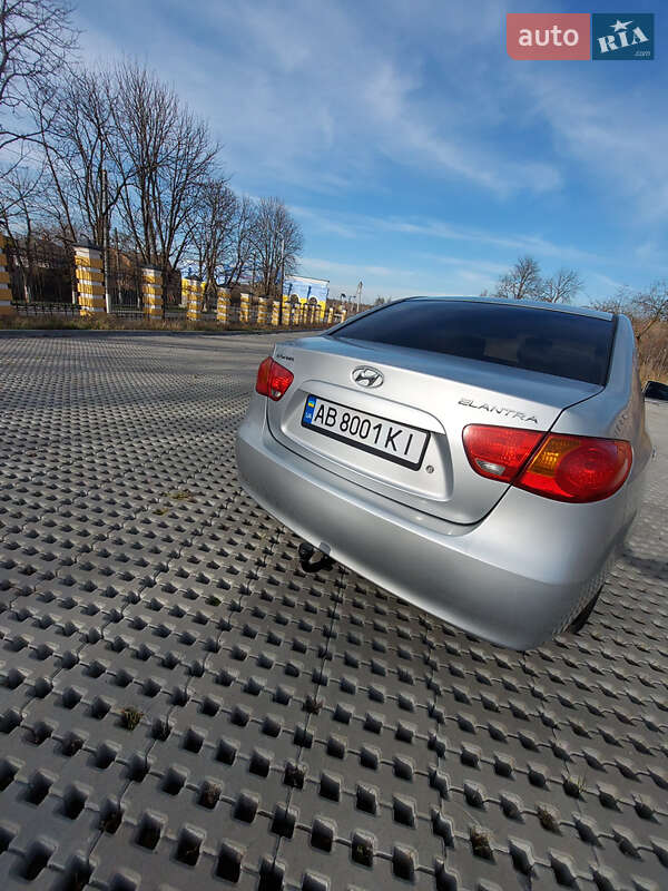 Седан Hyundai Elantra 2007 в Тульчине