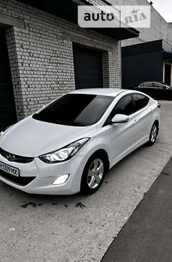 Седан Hyundai Elantra 2012 в Черкасах