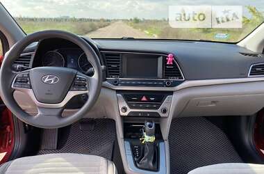 Седан Hyundai Elantra 2017 в Одесі