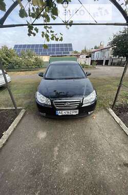 Седан Hyundai Elantra 2008 в Синельниково