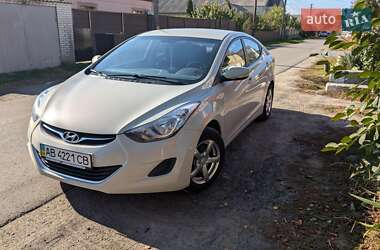 Седан Hyundai Elantra 2013 в Тульчине