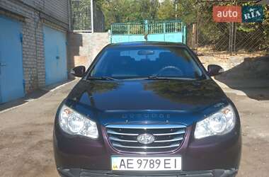 Седан Hyundai Elantra 2010 в Дніпрі