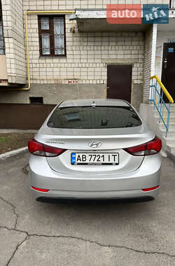 Седан Hyundai Elantra 2014 в Виннице