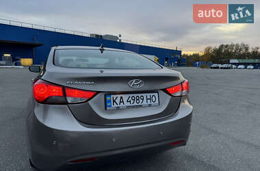 Седан Hyundai Elantra 2013 в Києві