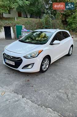 Седан Hyundai Elantra 2012 в Києві