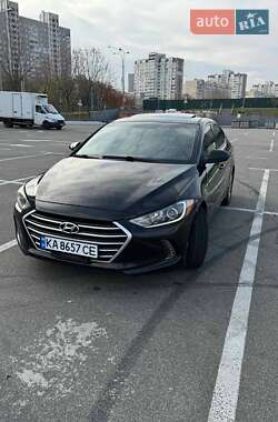 Седан Hyundai Elantra 2017 в Києві