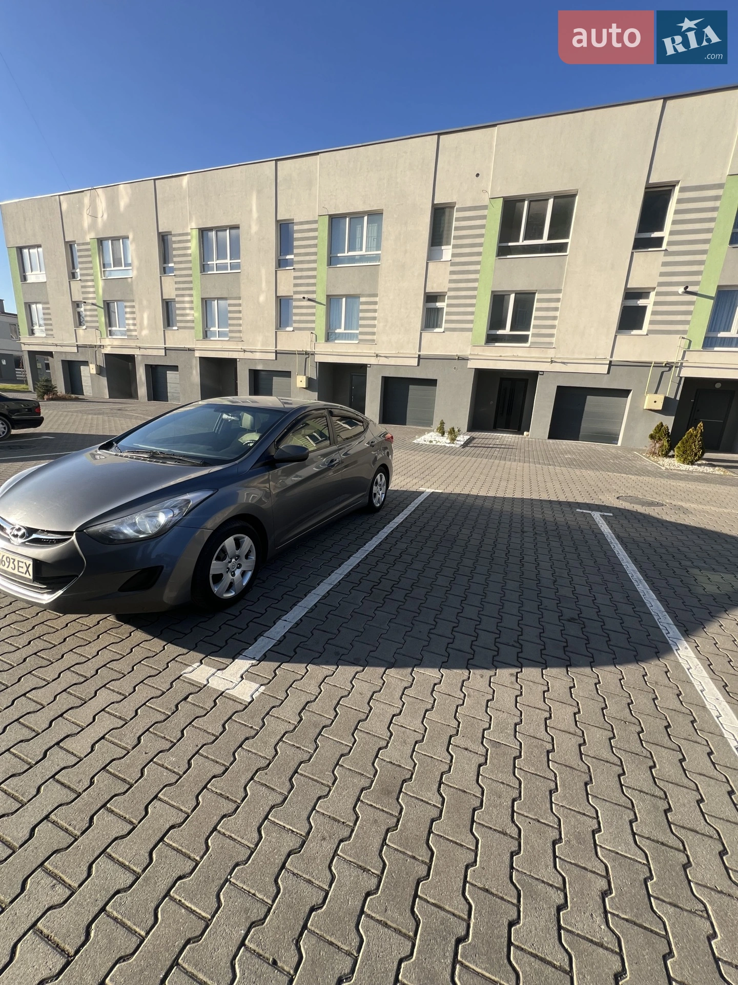 2012 Hyundai Elantra - мініатюра 2