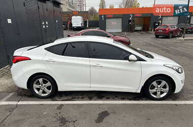 Седан Hyundai Elantra 2012 в Харькове