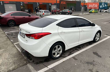 Седан Hyundai Elantra 2012 в Харькове