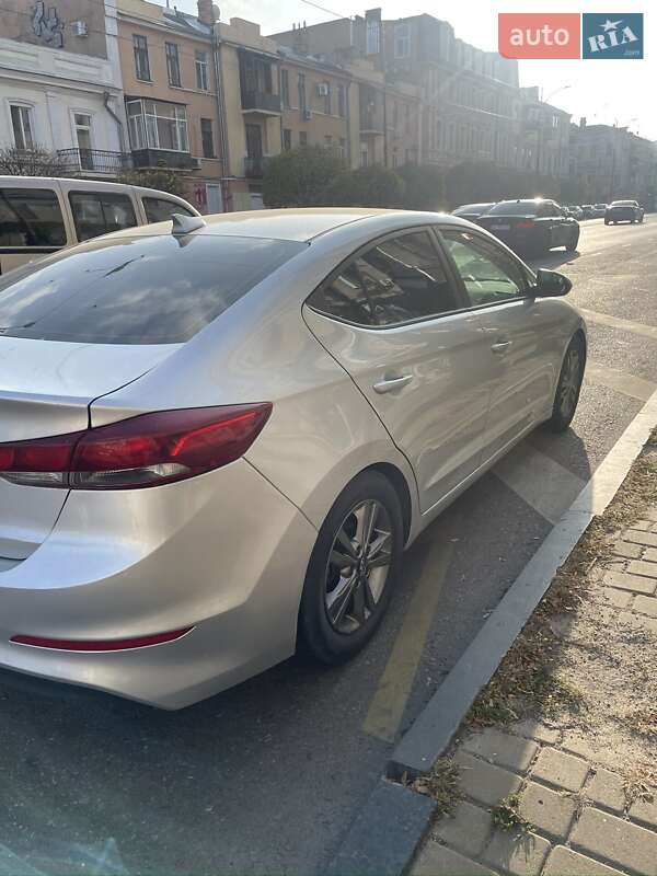 Седан Hyundai Elantra 2017 в Одесі