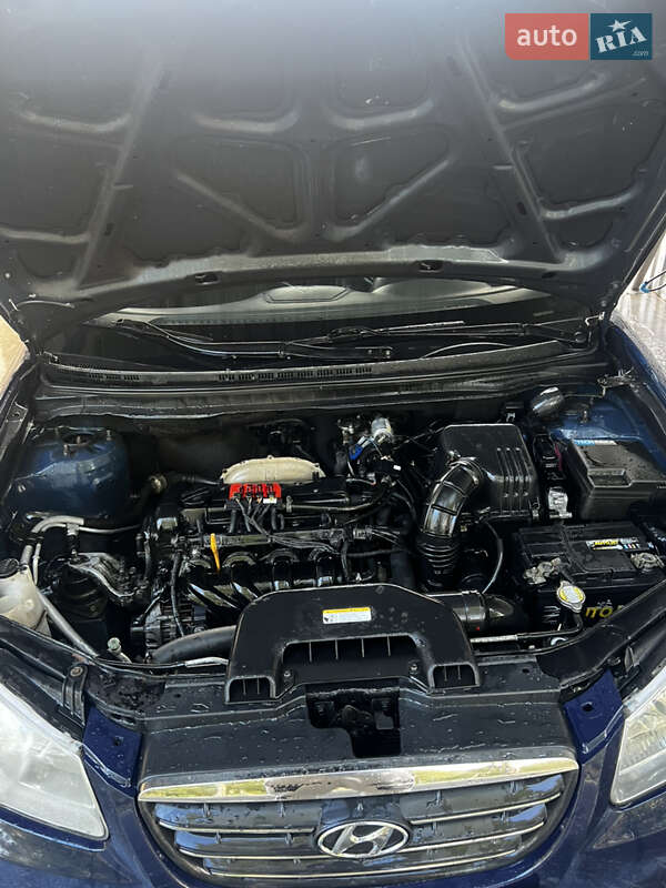 Седан Hyundai Elantra 2008 в Кагарлыке