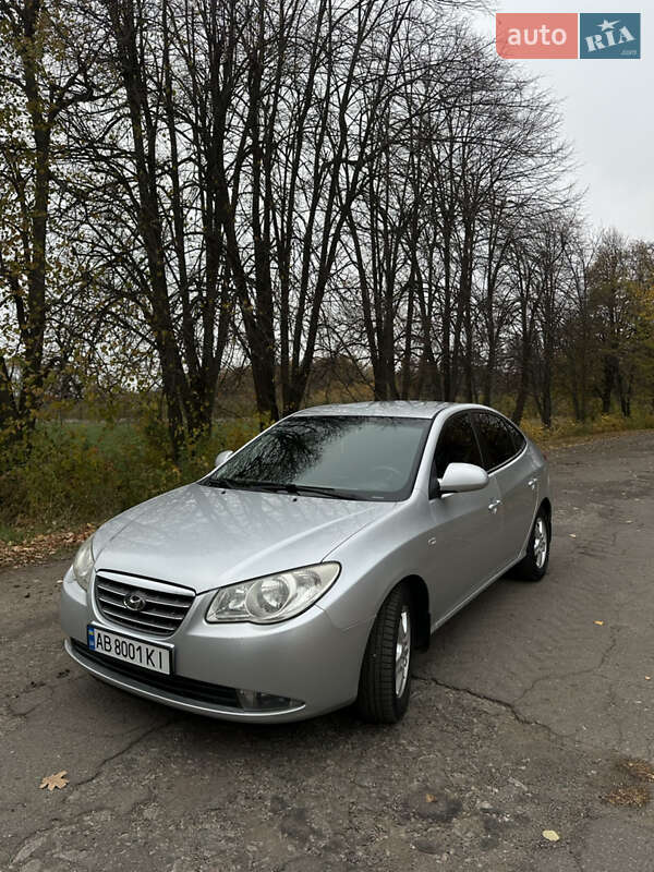 Седан Hyundai Elantra 2007 в 