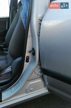 Седан Hyundai Elantra 2004 в Чернигове