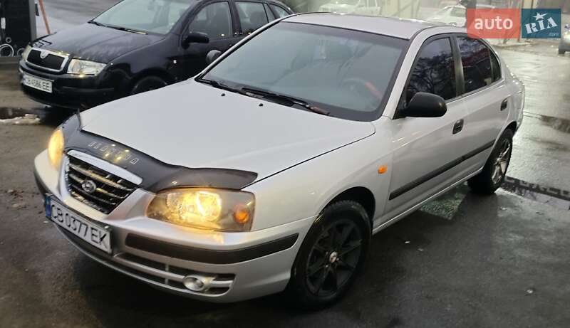 Седан Hyundai Elantra 2004 в Чернигове