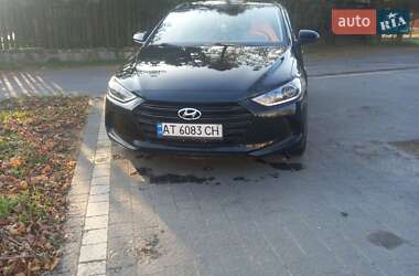 Седан Hyundai Elantra 2017 в Калуші