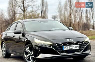 Седан Hyundai Elantra 2021 в Днепре