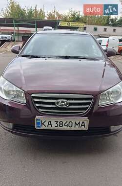 Седан Hyundai Elantra 2008 в Києві