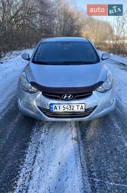 Седан Hyundai Elantra 2013 в Києві