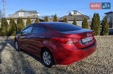 Седан Hyundai Elantra 2011 в Рожнове