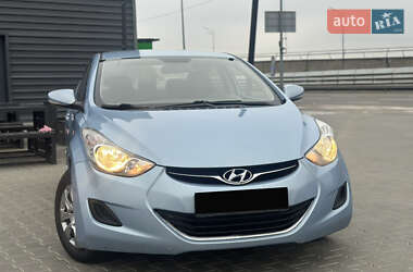 Седан Hyundai Elantra 2012 в Києві