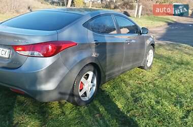 Седан Hyundai Elantra 2011 в Ямполе