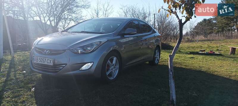 Седан Hyundai Elantra 2011 в Ямполі