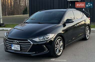 Седан Hyundai Elantra 2016 в Києві