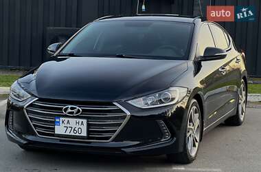 Седан Hyundai Elantra 2016 в Києві