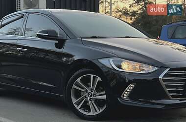 Седан Hyundai Elantra 2016 в Києві