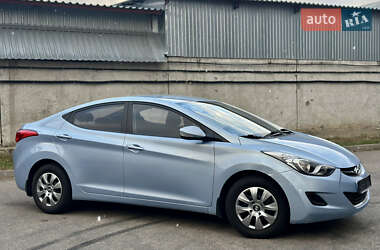 Седан Hyundai Elantra 2013 в Киеве