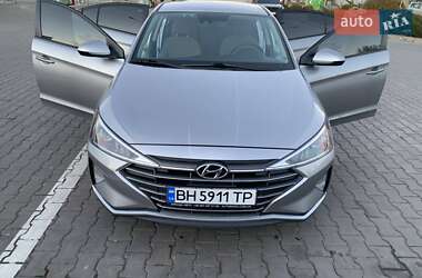 Седан Hyundai Elantra 2019 в Одесі