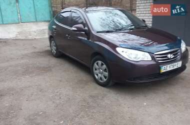 Седан Hyundai Elantra 2010 в Дніпрі