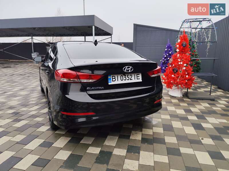 Седан Hyundai Elantra 2018 в Полтаві