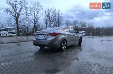 Седан Hyundai Elantra 2015 в Богородчанах