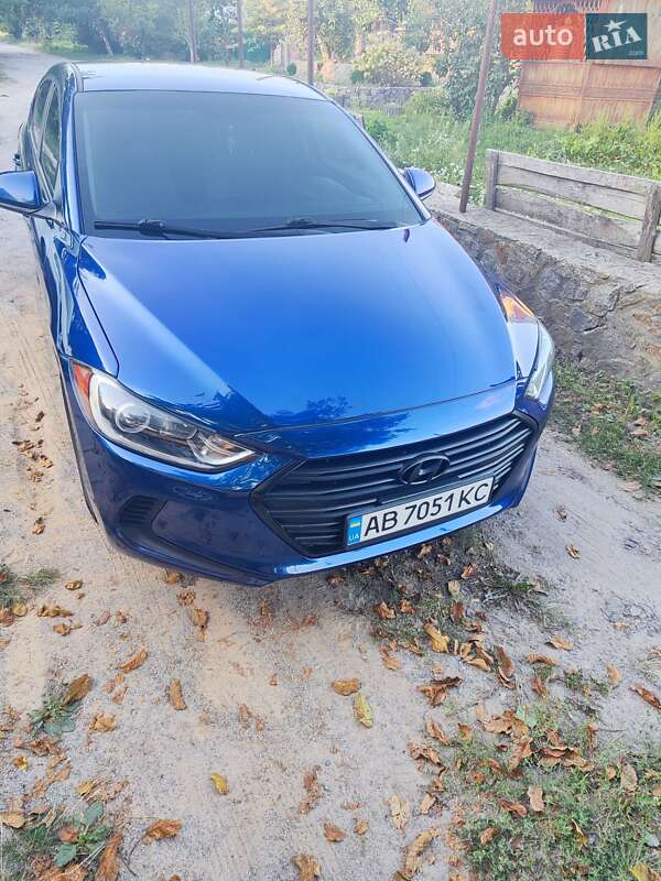 Седан Hyundai Elantra 2017 в Вінниці