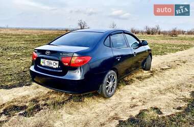 Седан Hyundai Elantra 2008 в Павлограді