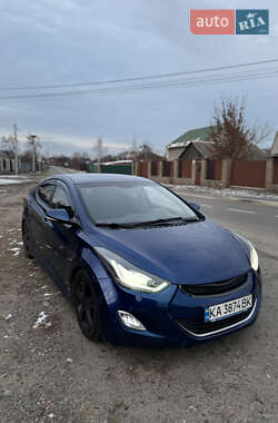 Седан Hyundai Elantra 2012 в Києві