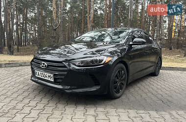 Седан Hyundai Elantra 2016 в Києві