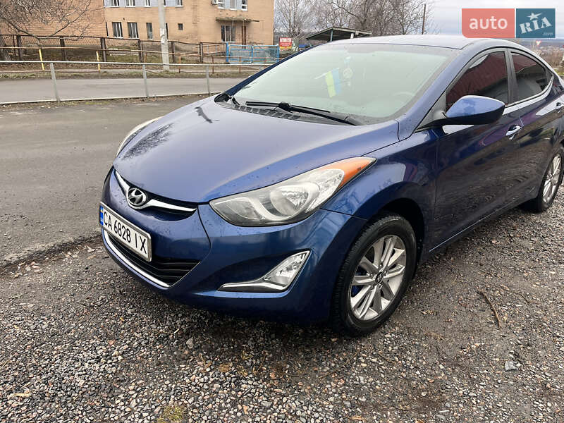 Седан Hyundai Elantra 2015 в Тальном