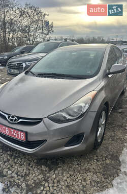 Седан Hyundai Elantra 2013 в Львові