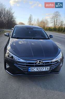 Седан Hyundai Elantra 2020 в Самборе